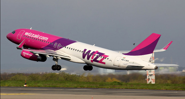 Wizz Air-ის მოულოდნელი ჯარიმა: რატომ შეიძლება დაგაჯარიმონ კისრის ბალიშის გამო?