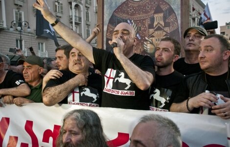 „ქართულმა მარშმა“ თბილისის ქუჩებში „სახალხო პატრულირება“ დაიწყო