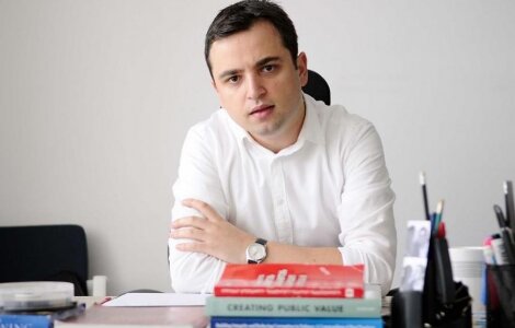 ოთო კახიძე განმარტავს, თუ რატომ დაუსვა წულუკიანს საგამოძიებო კომისიამ მხოლოდ ორი კითხვა