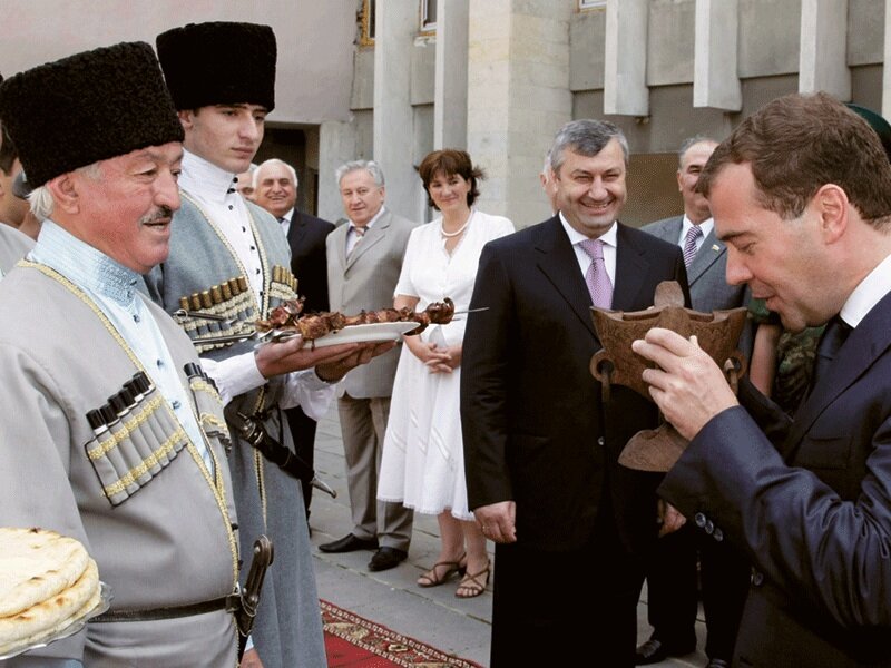 მედვედევი ცხინვალში